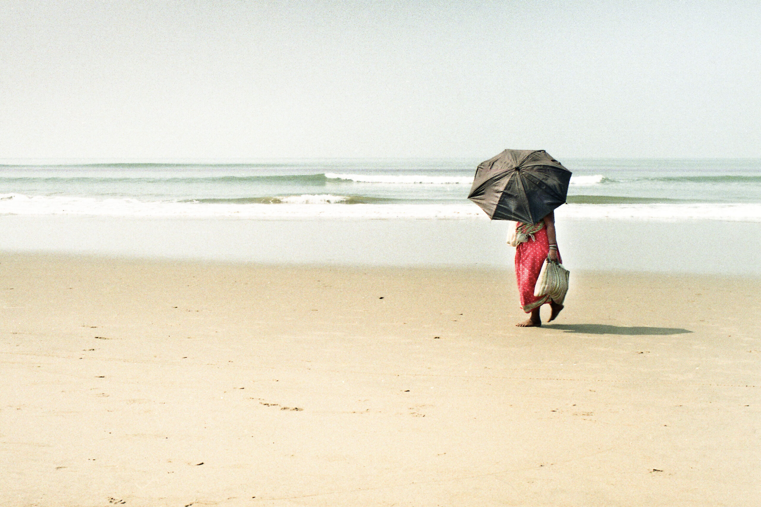 Pilgrims, Gokarna, Karnataka,India, Incredible india, analog photography, shooting film, fine art photography, fine art, project, India, travel photography